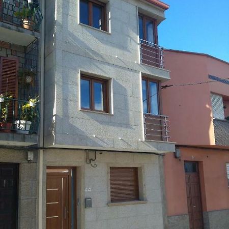 Apartamentos Luis Antonio Mestre O Grove Esterno foto