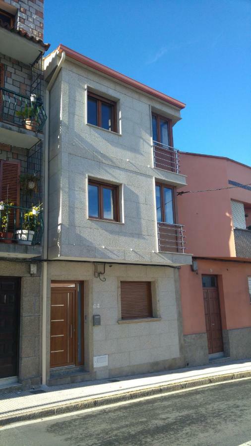 Apartamentos Luis Antonio Mestre O Grove Esterno foto